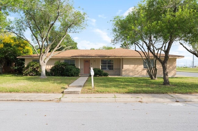 property at 2413 Ella St