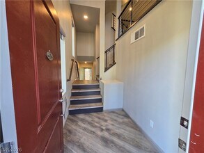 8083 Haywood Estate Ave in Las Vegas, NV - Building Photo - Building Photo