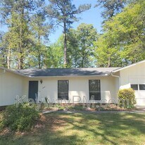4441 Shadowmoor Dr in Martinez, GA - Building Photo