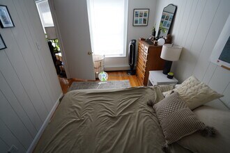 1055 Beacon St in Brookline, MA - Building Photo - Building Photo