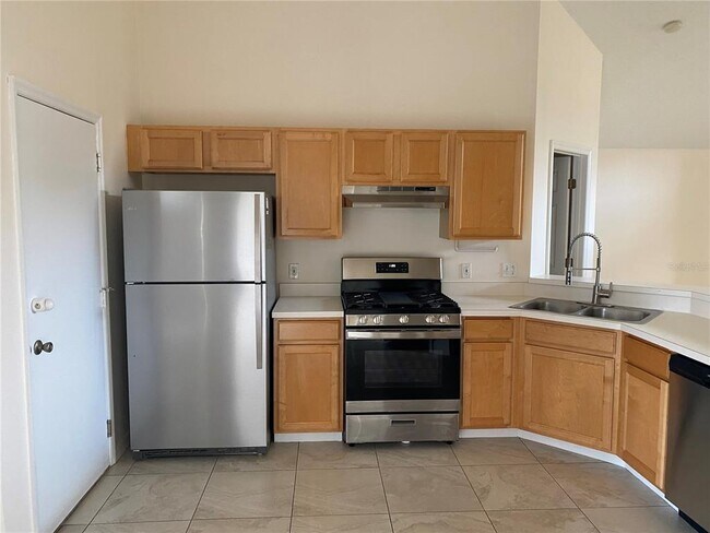 539 Lady Diana Dr in Davenport, FL - Building Photo - Building Photo