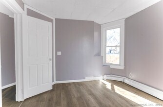 22 Wyman St in Waterbury, CT - Building Photo - Building Photo