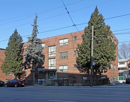 2660 Lake Shore Blvd in Toronto, ON - Building Photo