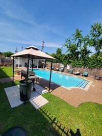 6311 Fondren Rd photo'