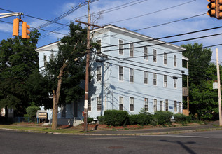 76 Grant St in Framingham, MA - Building Photo - Building Photo