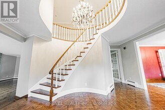 7644 Old Tremaine Rd in Milton, ON - Building Photo - Building Photo