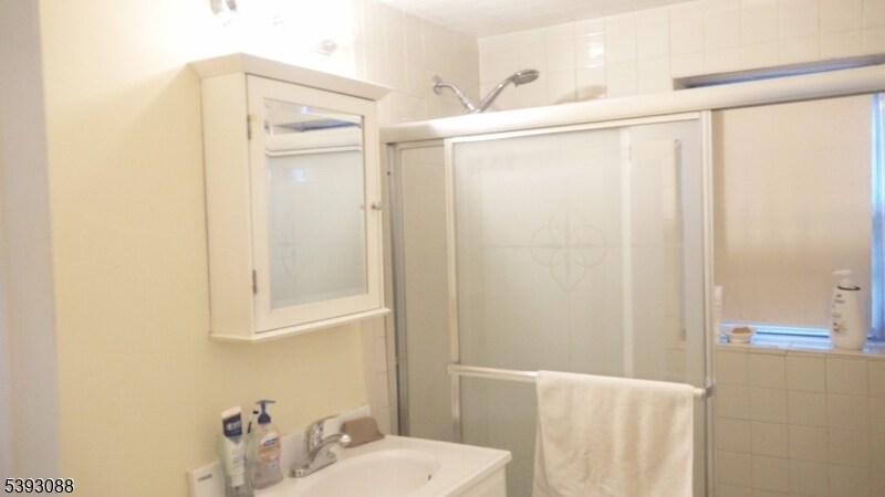 640 Franklin Ave in Nutley, NJ - Building Photo