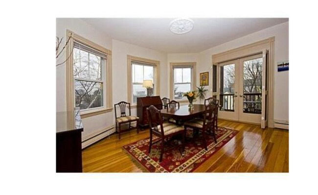 15 Sunset St, Unit CS-3 in Boston, MA - Foto de edificio - Building Photo