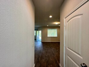 14010 Luisium View in Pflugerville, TX - Building Photo - Building Photo