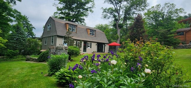 property at 72 Clubhouse Rd