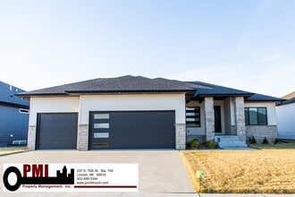 3300 Tree Line Dr in Lincoln, NE - Building Photo - Building Photo