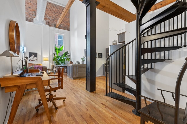 property at 1555 California St