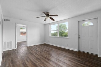 706 Britton Springs Rd-Unit -708 in Clarksville, TN - Building Photo - Building Photo