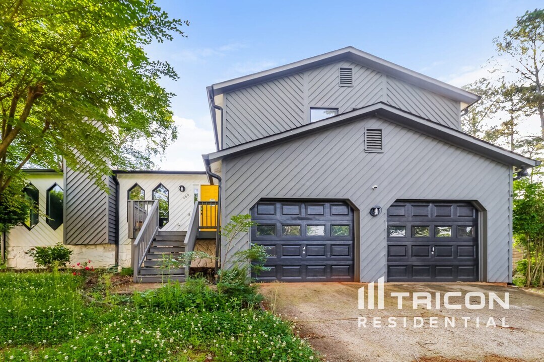 480 Hunters Glen Ct in Lawrenceville, GA - Building Photo