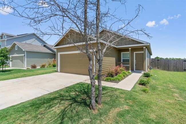 393 Gabbro Gdns in Maxwell, TX - Building Photo - Building Photo