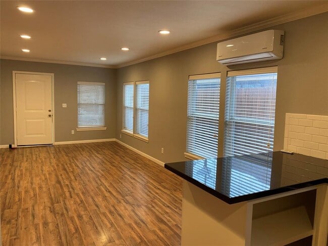 4221 Marina St in Houston, TX - Building Photo - Building Photo
