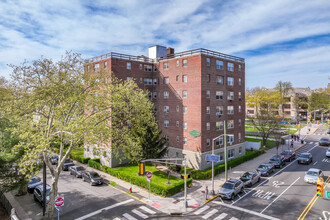 2455 John F. Kennedy Boulevard in Jersey City, NJ - Building Photo - Primary Photo