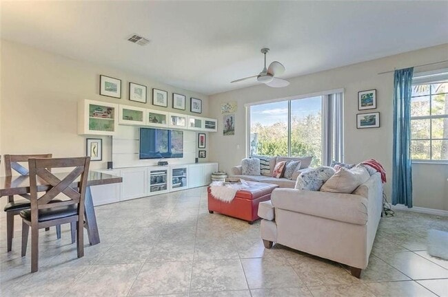 2600 Sweet Magnolia Pl in Oviedo, FL - Foto de edificio - Building Photo