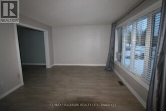 20 Brown St in Barrie, ON - Building Photo - Building Photo