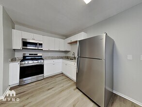 4245 Larson Ln in Fort Worth, TX - Building Photo - Building Photo