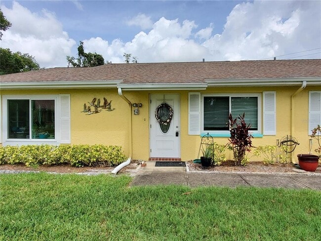 property at 1907 Canterbury Ln
