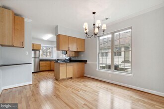 10846 Antigua Terrace-Unit -101 in Rockville, MD - Building Photo - Building Photo