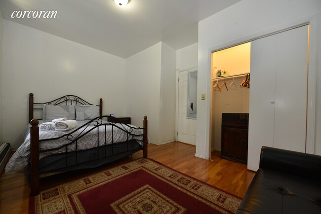 113 E 122nd St-Unit -: 2 in New York, NY - Building Photo - Building Photo