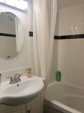 2912 Windsor St in Vancouver, BC - Building Photo - Building Photo