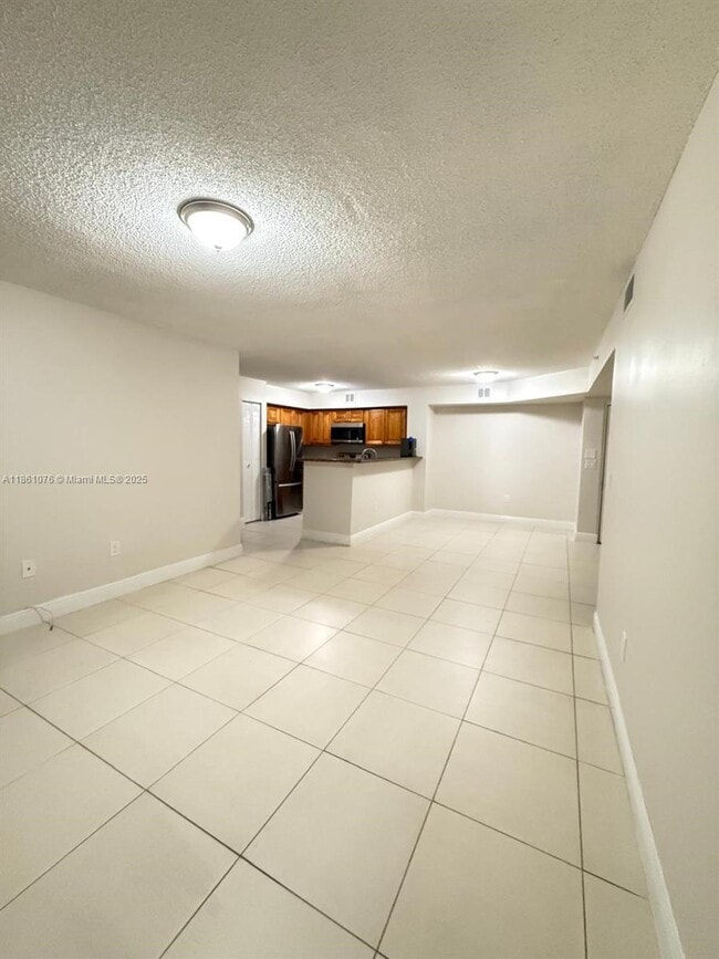 12172 St.Andrews Pl in Miramar, FL - Building Photo - Building Photo