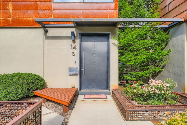 14 S Grape St in Denver, CO - Building Photo - Building Photo