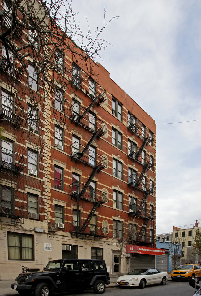 235 E 117th St in New York, NY - Building Photo - Building Photo