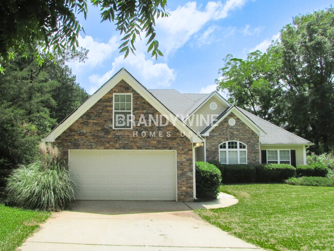 155 Jennifer Ln