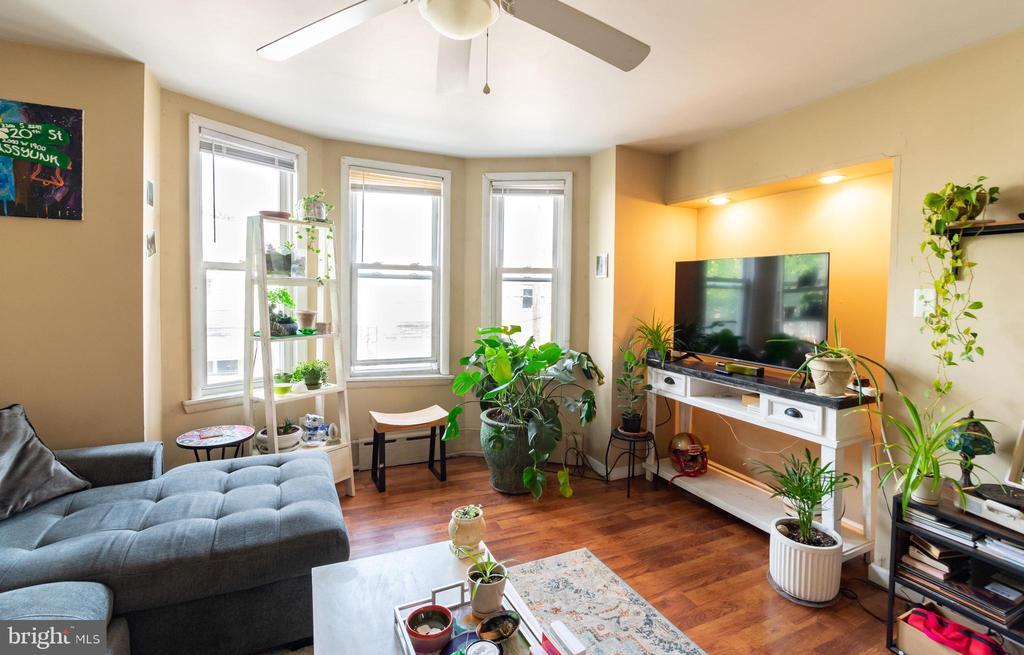 2205 S 20th St in Philadelphia, PA - Building Photo