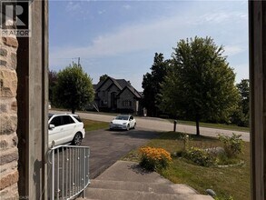 545 Woolwich Pl in Waterloo, ON - Building Photo - Building Photo