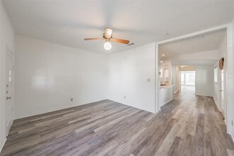 3821 W 6th St in Fort Worth, TX - Foto de edificio - Building Photo