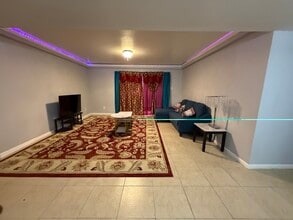 8427 Hearth Dr, Unit Apt 6 in Houston, TX - Foto de edificio - Building Photo