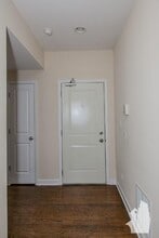 1819 W Leland Ave in Chicago, IL - Foto de edificio - Building Photo