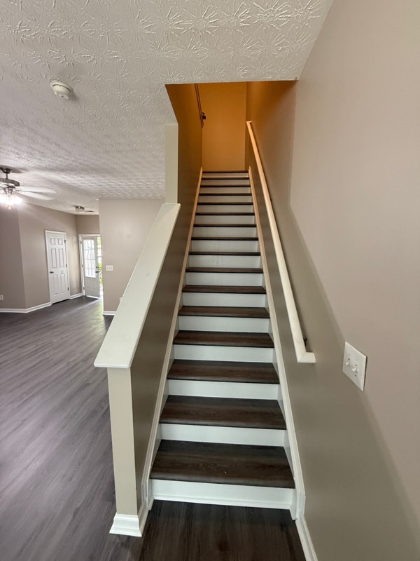 518 Oakside Pl in Acworth, GA - Building Photo - Building Photo