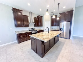 814 Knotty Pine Ln in Harlingen, TX - Building Photo - Building Photo