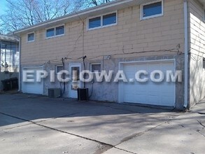2912 Johnson Ave NW in Cedar Rapids, IA - Building Photo - Building Photo