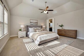 9820 Surveyor Rd in Oak Point, TX - Building Photo - Building Photo