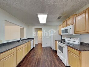 8334 Tavern Pt in San Antonio, TX - Building Photo - Building Photo