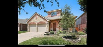 961 Noble Ave in Argyle, TX - Building Photo