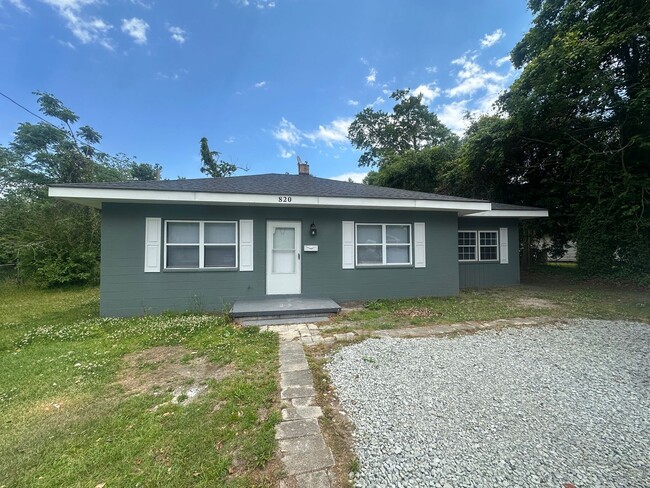 property at 820 Haywood Pl