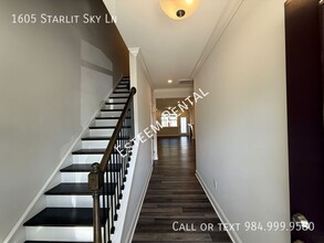 1605 Starlit Sky Ln in Cary, NC - Building Photo - Building Photo