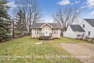 1209 Hillcrest Dr in Kaukauna, WI - Building Photo - Building Photo