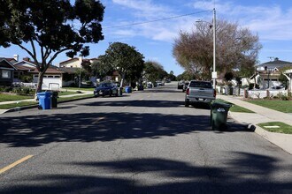 422 Avenue E in Redondo Beach, CA - Building Photo - Building Photo
