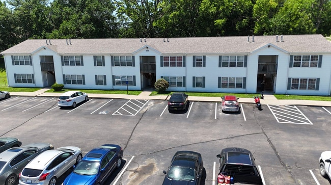 Kaylene Court Apartments in Wamego, KS - Building Photo - Building Photo