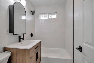 344 Pennsylvania Dr in Watsonville, CA - Foto de edificio - Building Photo