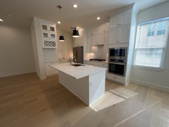 property at 10607 Enclave Shadows Ct